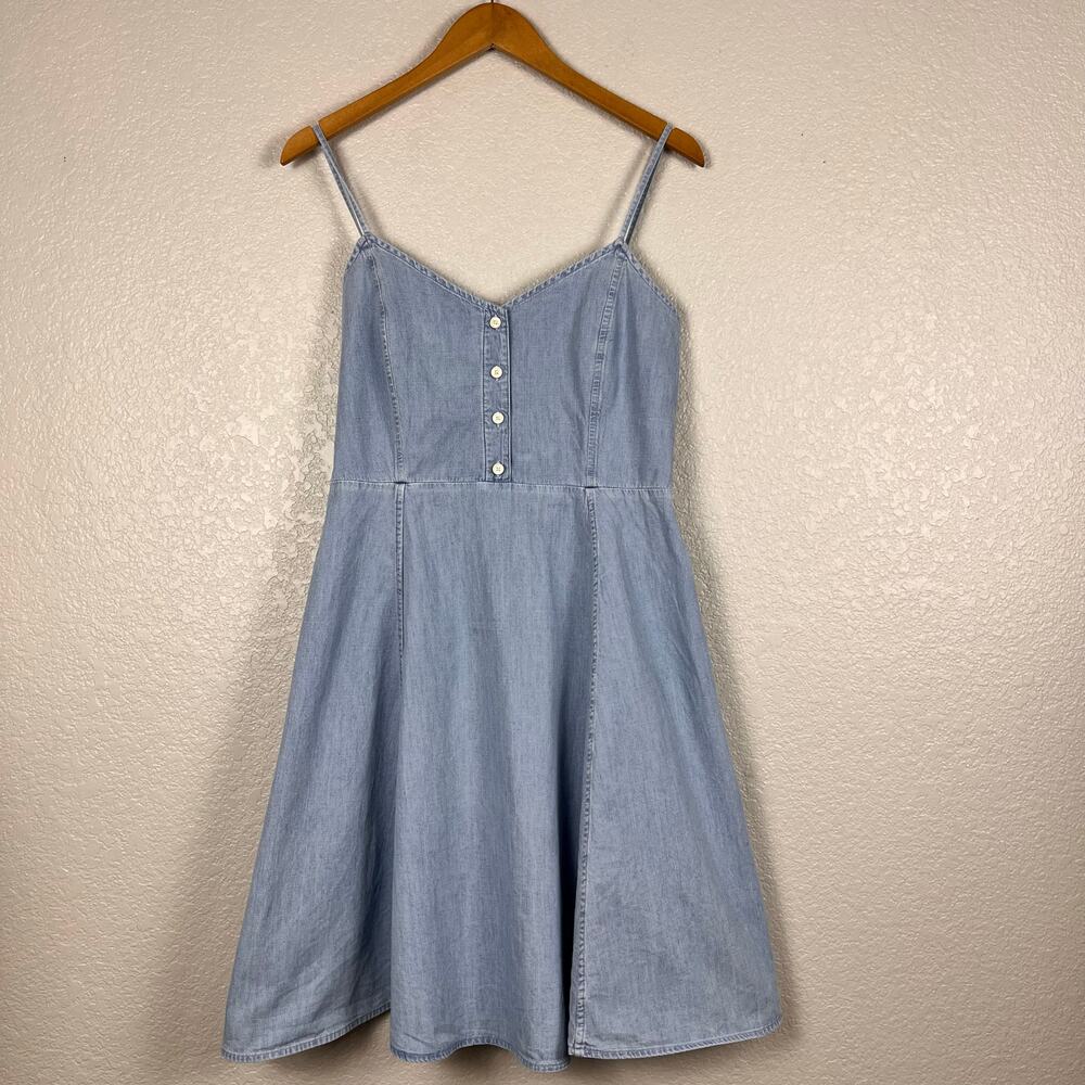 GAP Womens Size 6 100% Cotton Babydoll Lightwash Denim Cami Fit & Flare Dress